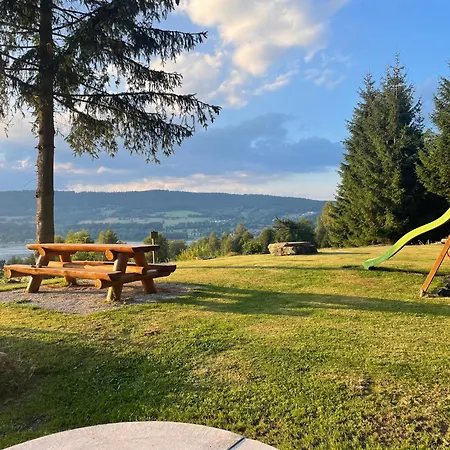 Hajovna Lipno アパート